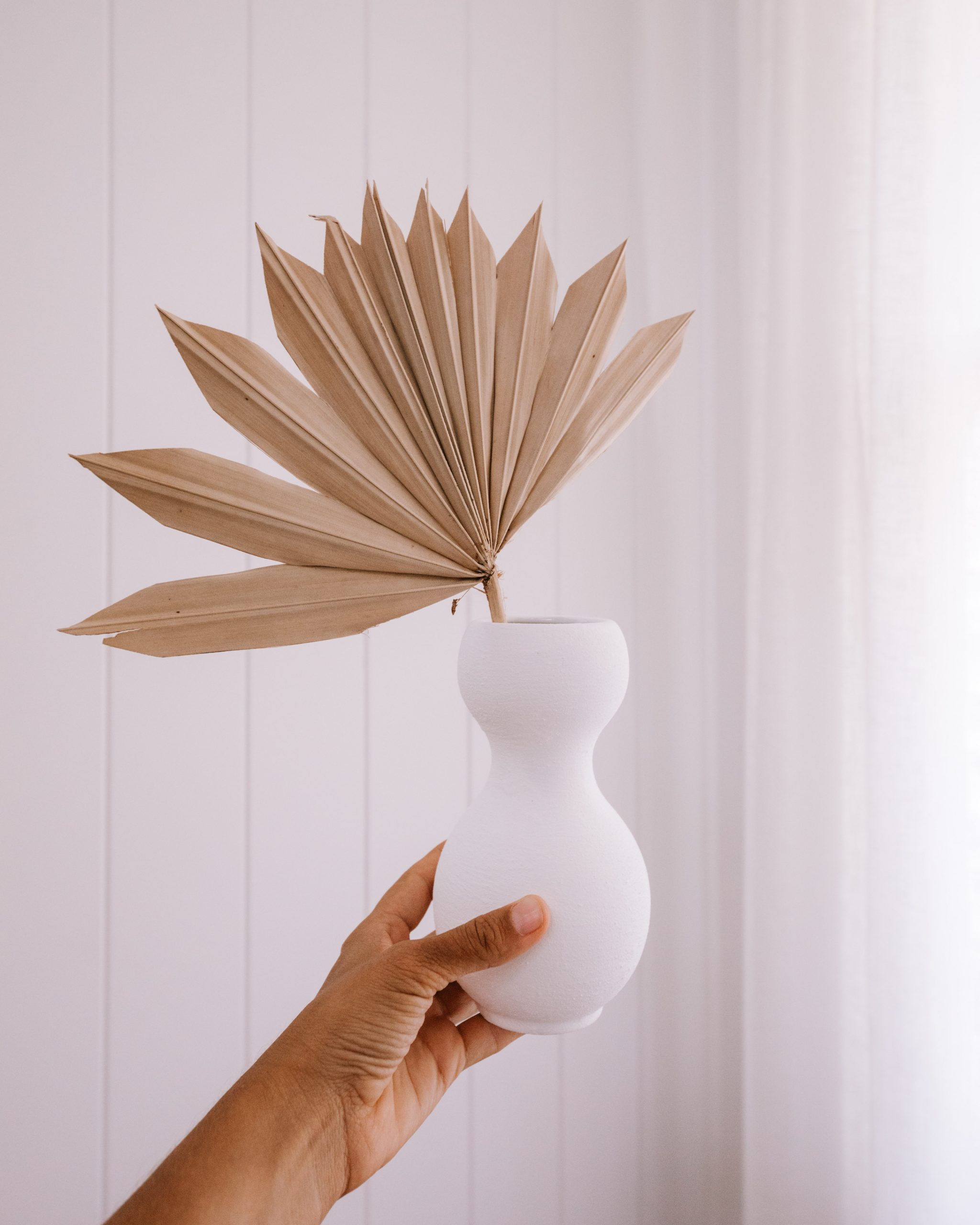 The Best Way To Whitewash Upcycled Vases (My Ceramic Effect Paint!)