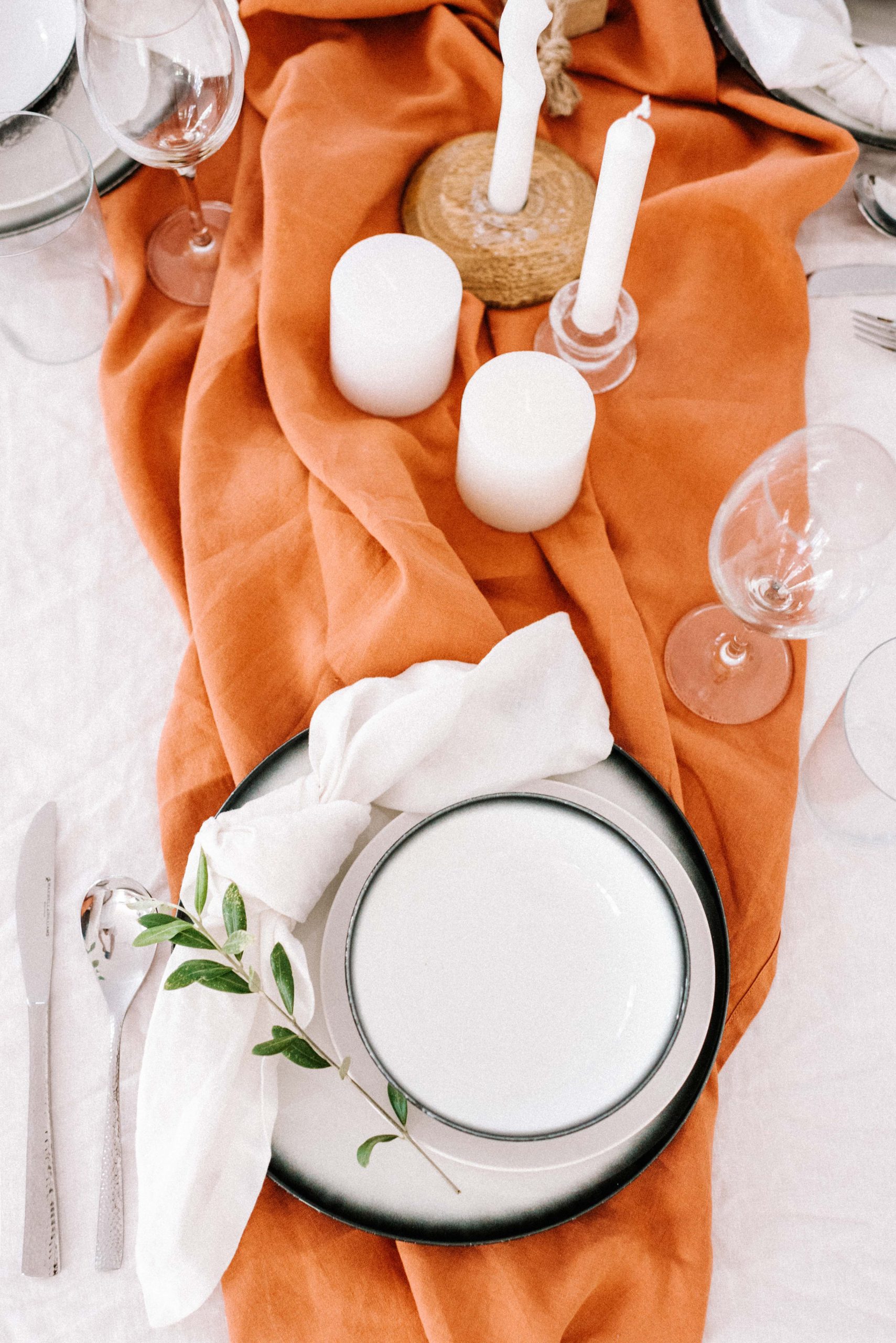 Tips & Tricks For Styling A Natural Festive Table