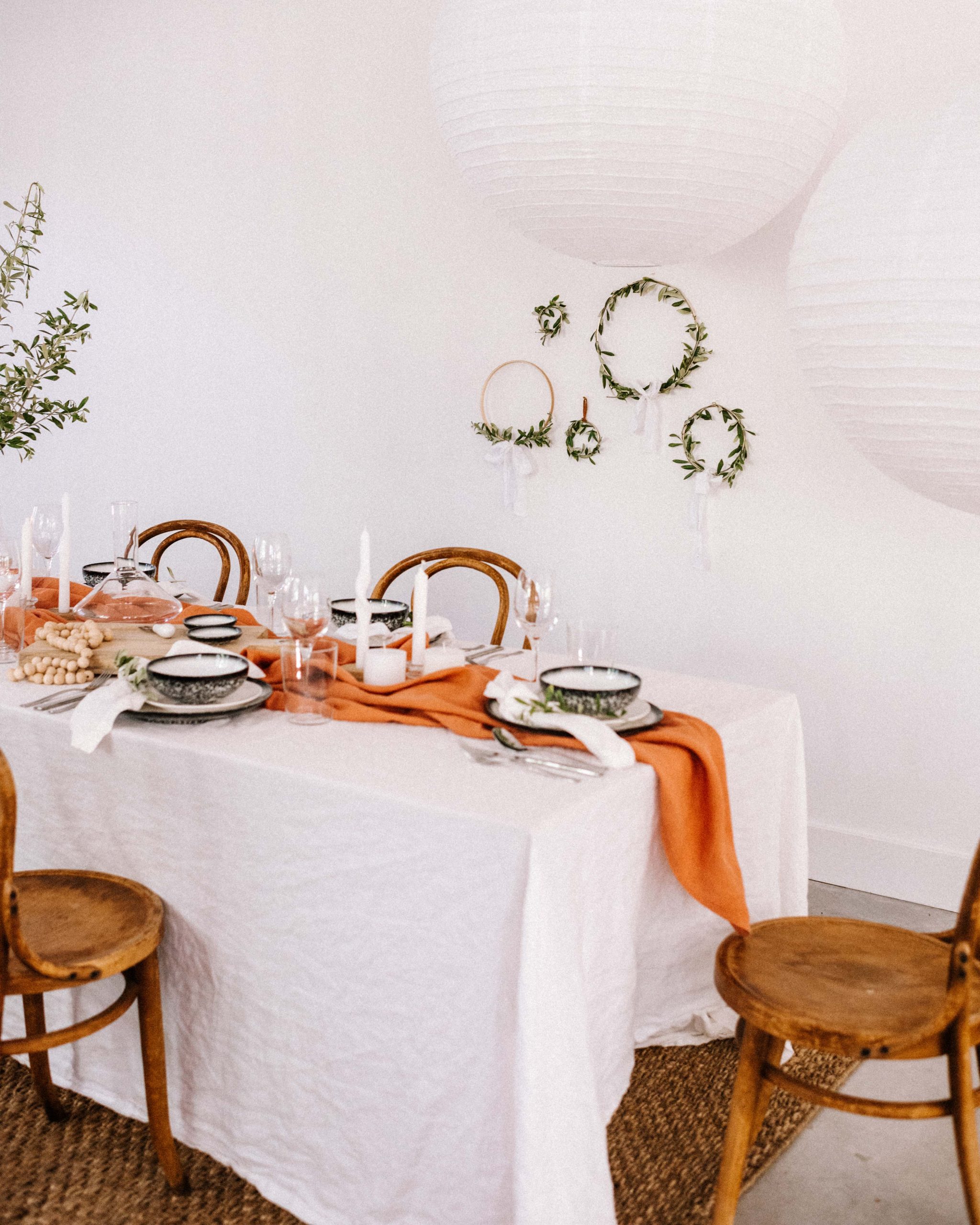 Tips & Tricks For Styling A Natural Festive Table