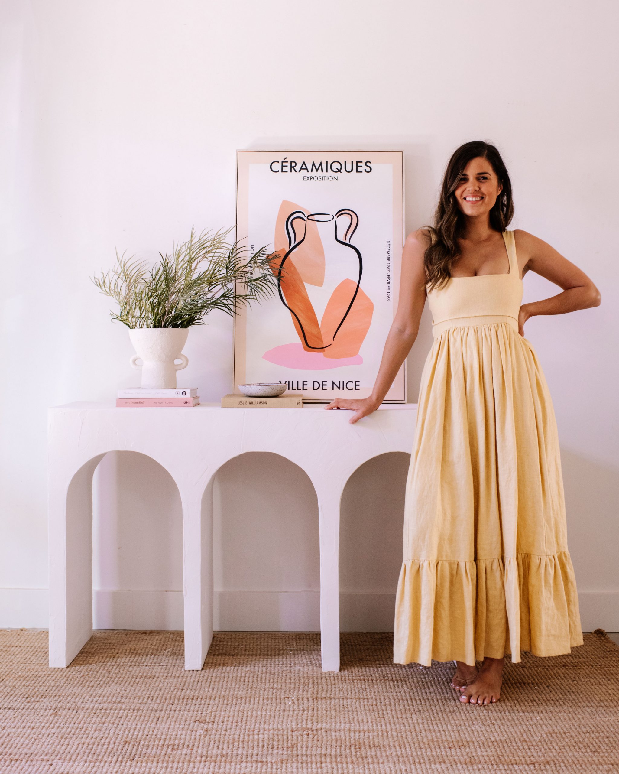 How To Make An Upcycled Arched Console